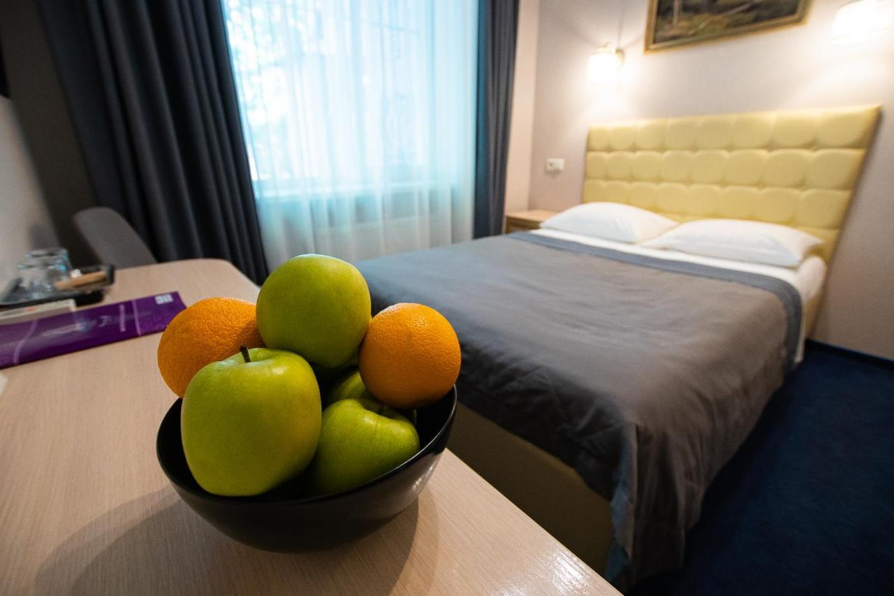 Grand Christer Hotel Kyiv Exterior photo