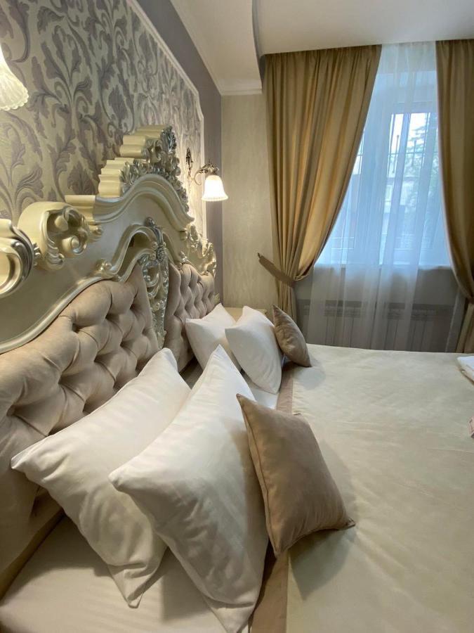 Grand Christer Hotel Kyiv Exterior photo