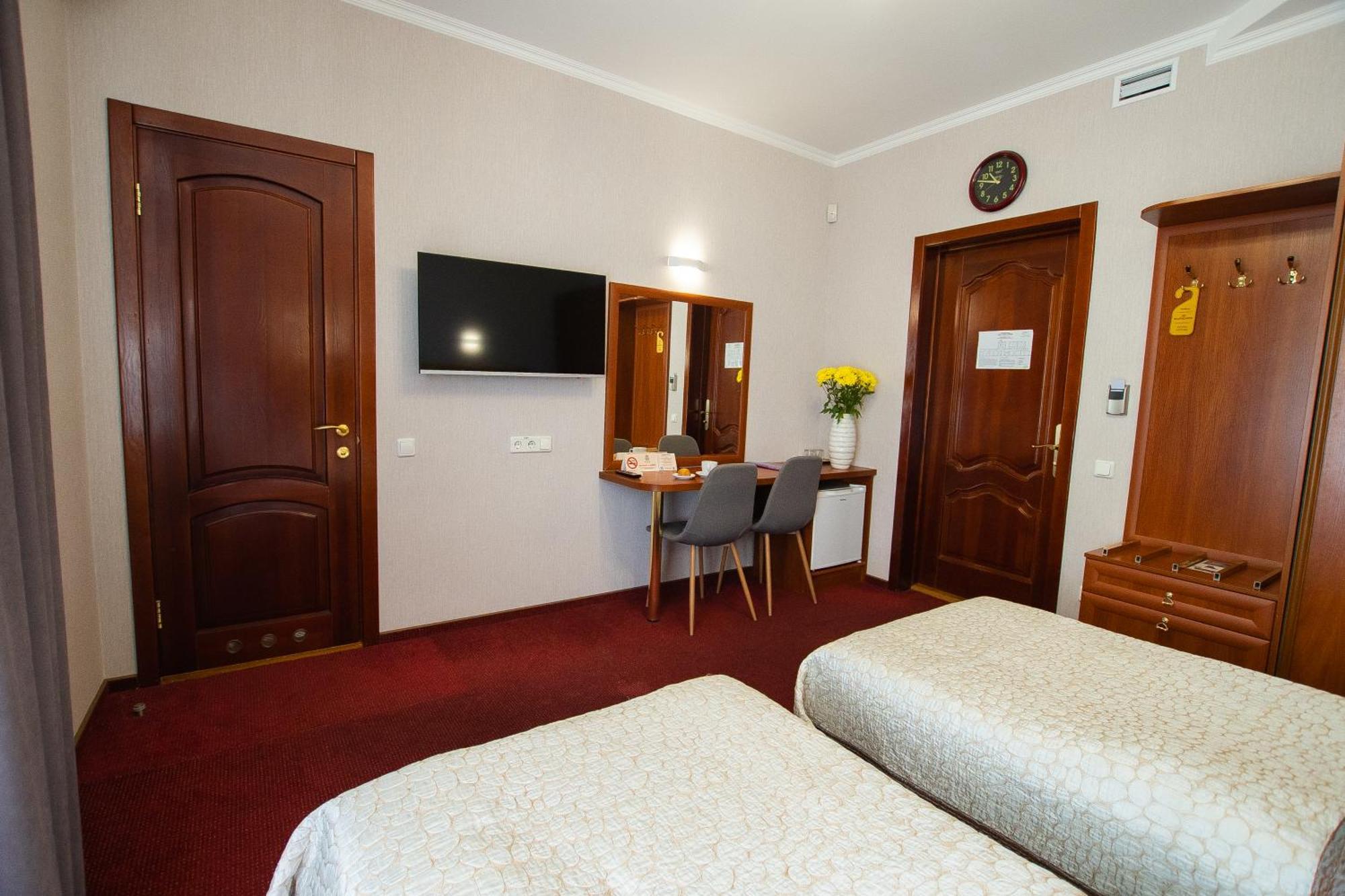 Grand Christer Hotel Kyiv Room photo